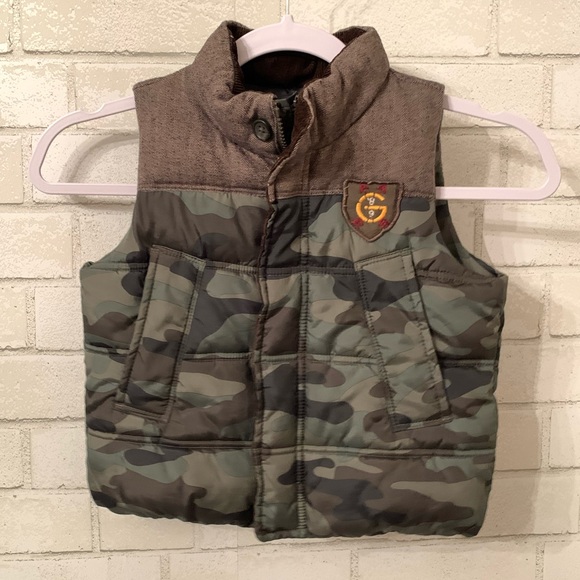 Gap Camouflage Boys Puffer Vest Camo - Picture 1 of 4